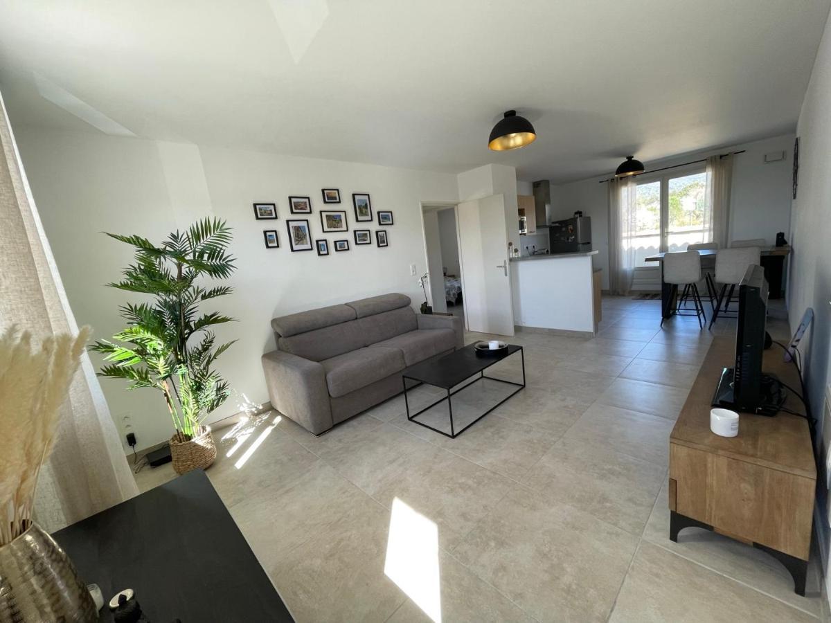 Le Lourmarinois Apartment ภายนอก รูปภาพ